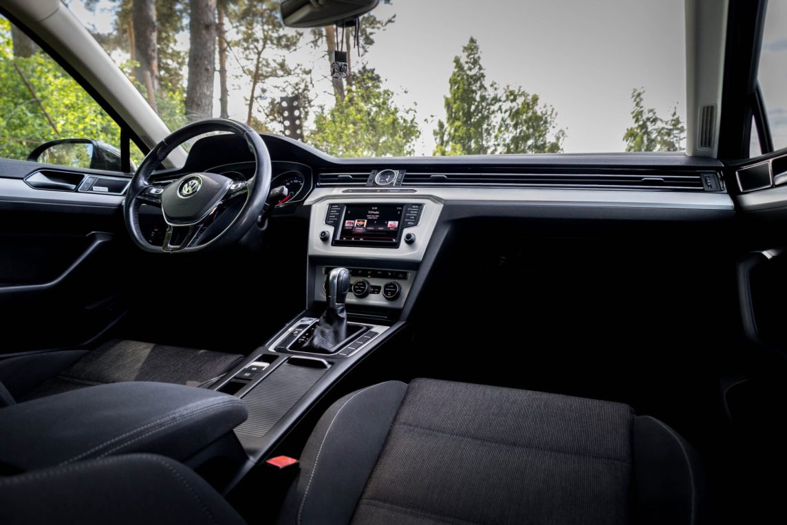 VW PASSAT