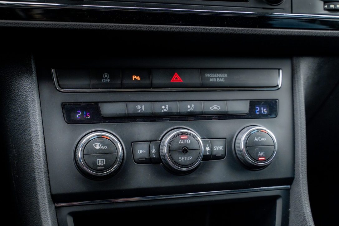 SEAT LEON ST