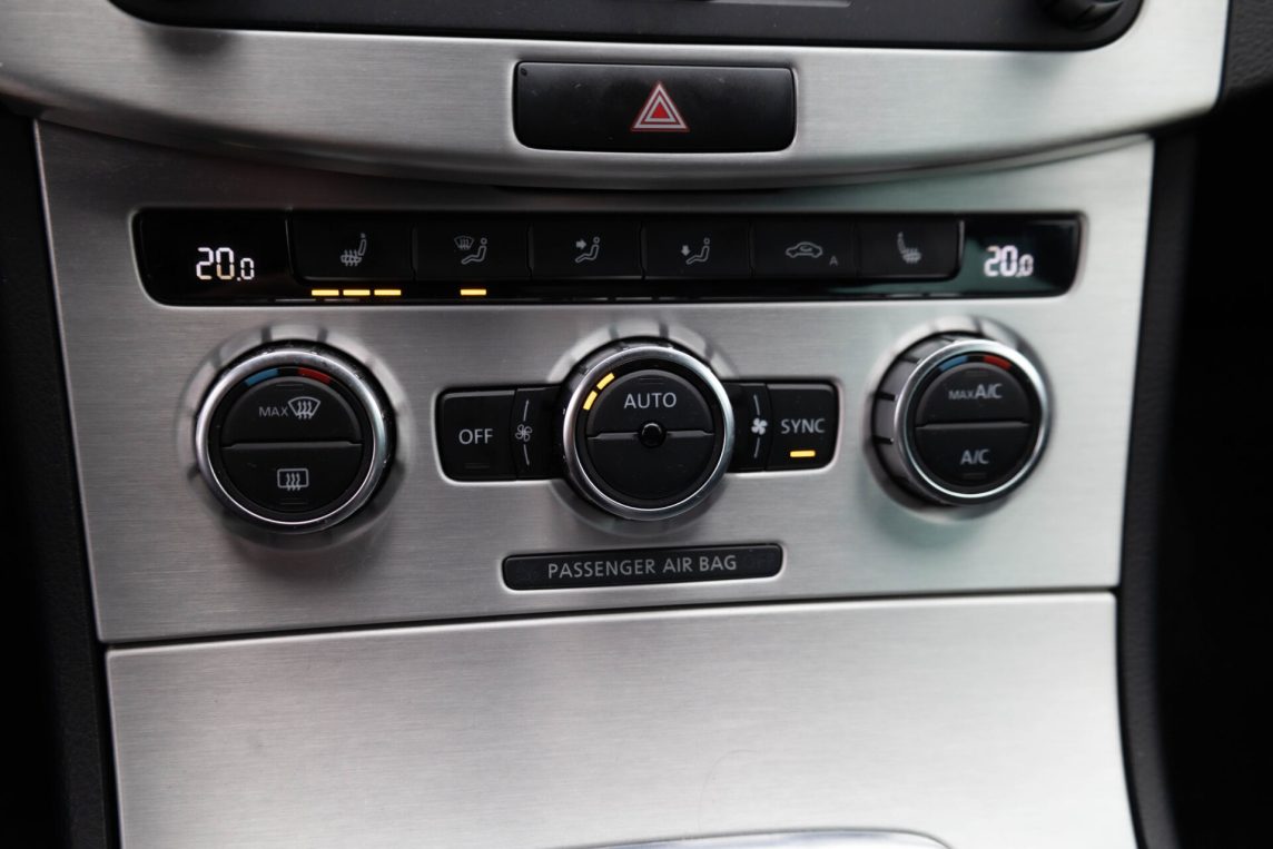 VW PASSAT