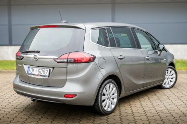 OPEL ZAFIRA TOURER