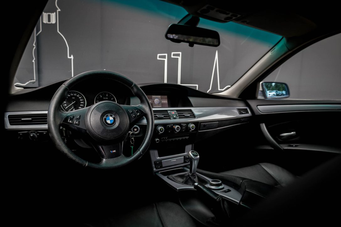 BMW 525