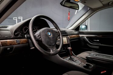 BMW 728