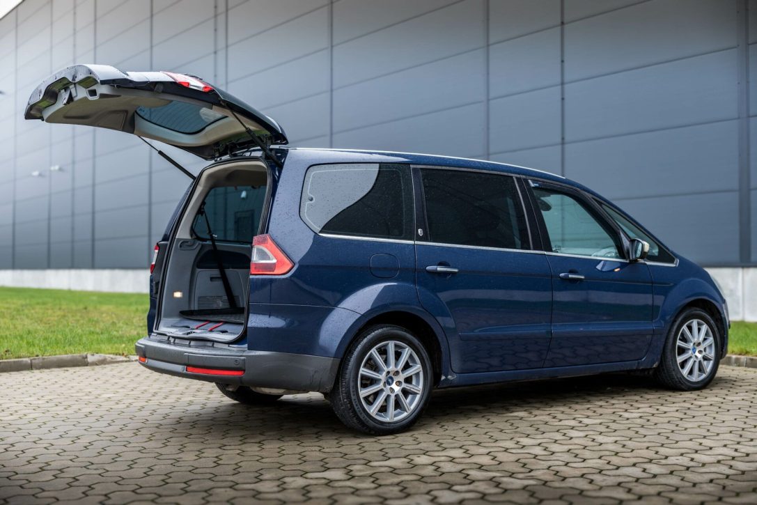 FORD GALAXY