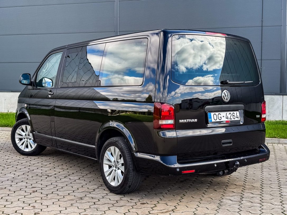 VW MULTIVAN STARTLINE