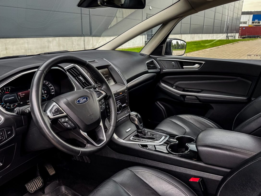 FORD S-MAX