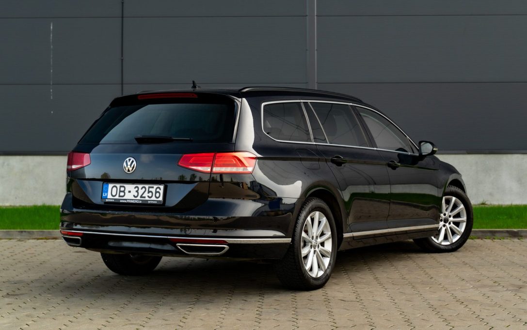 VW PASSAT