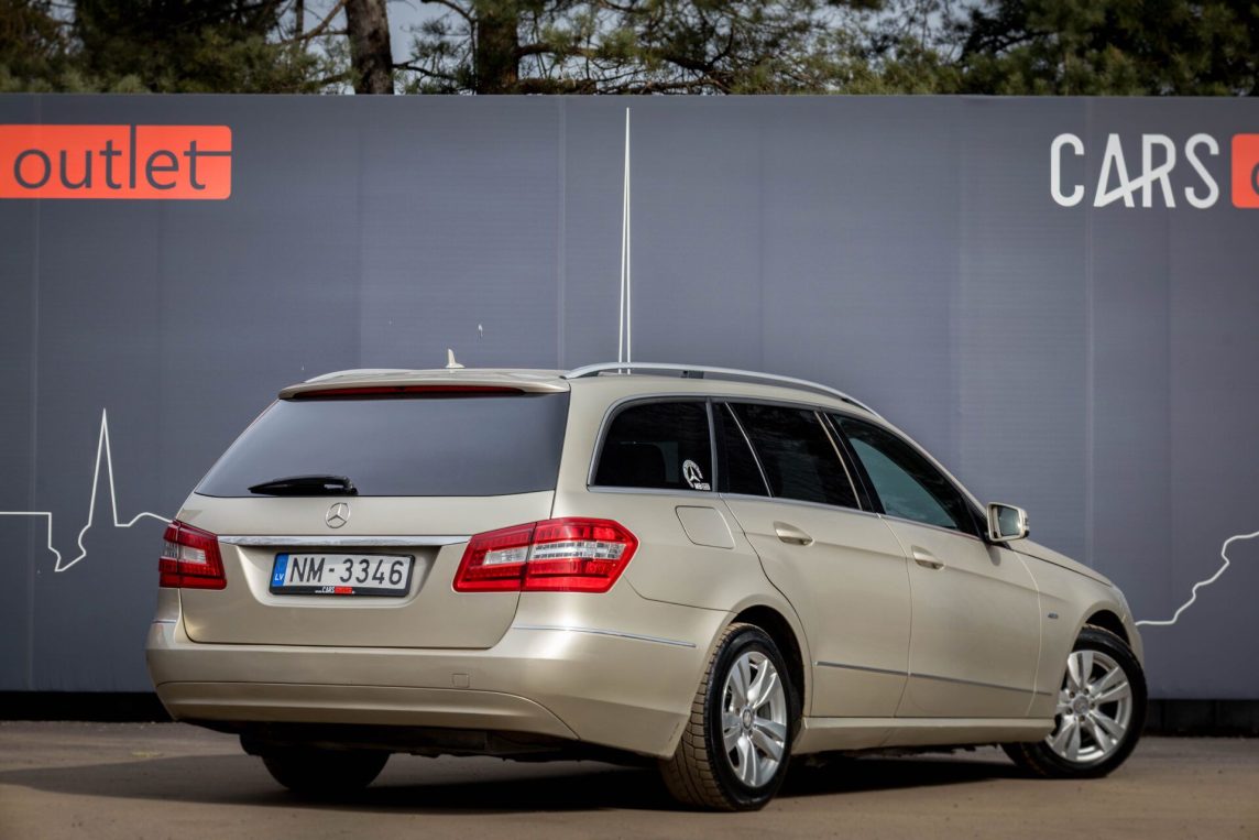 MERCEDES BENZ E250