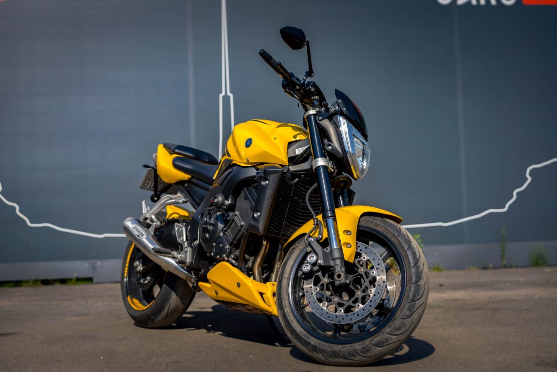 YAMAHA FZ 1N