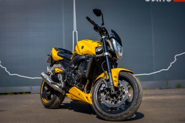 YAMAHA FZ 1N