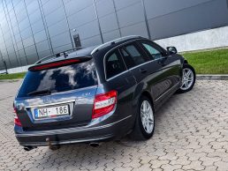MERCEDES BENZ C320