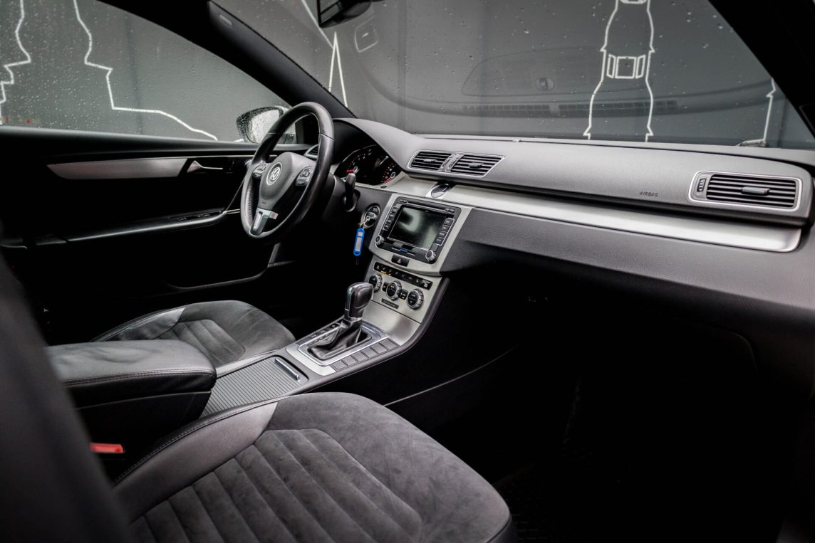 VW PASSAT