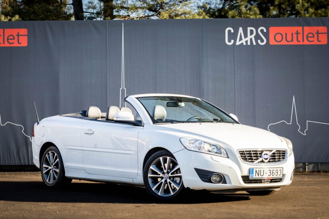 VOLVO C70
