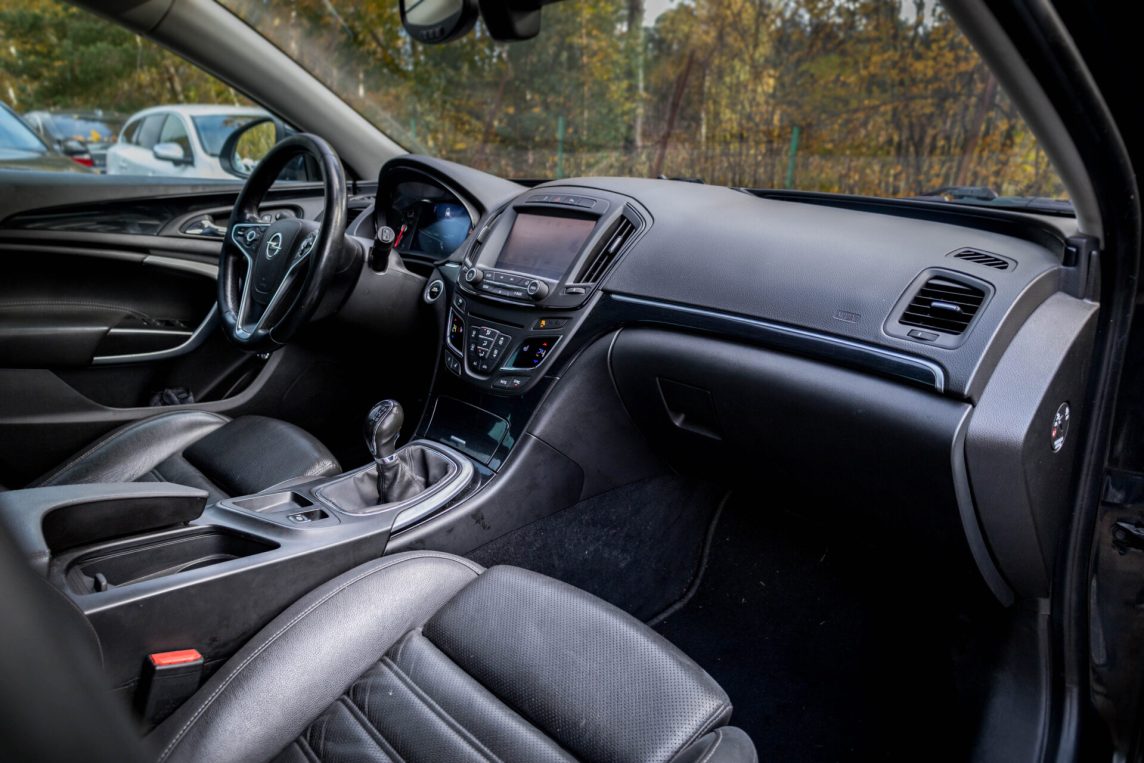 OPEL INSIGNIA SPORTS TOURER SW