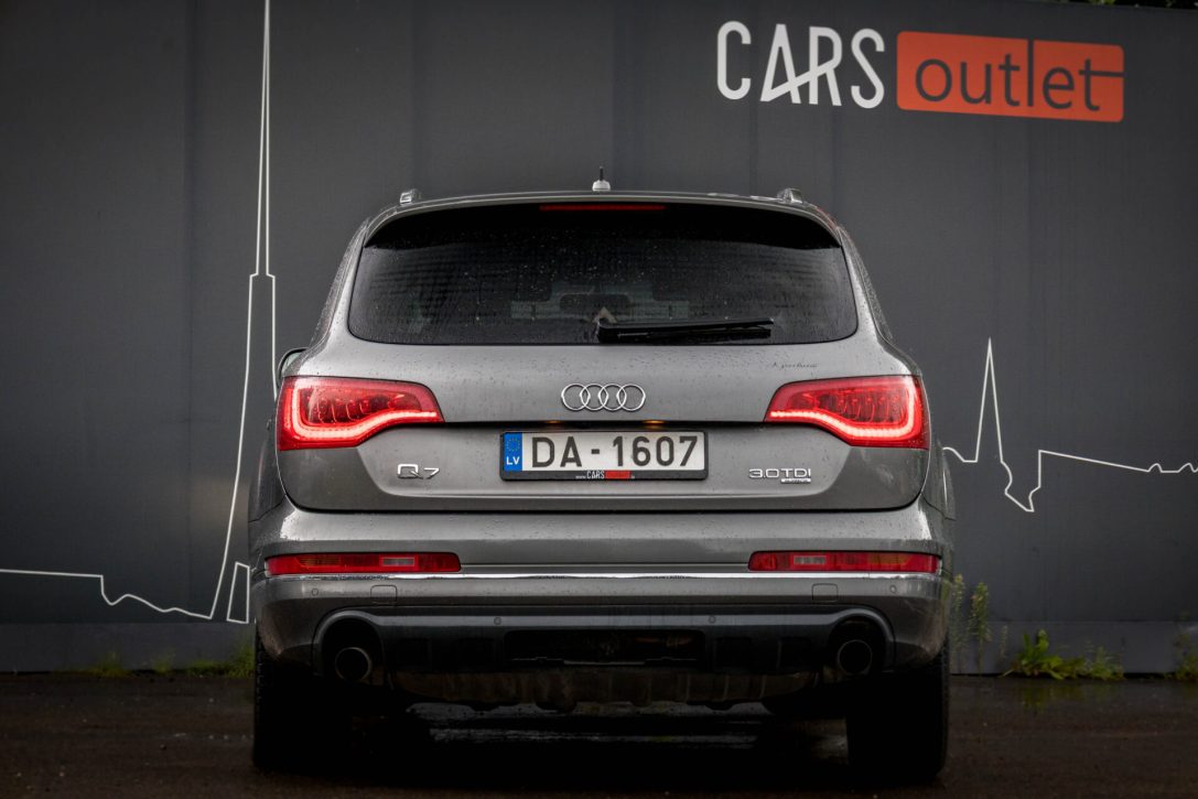 AUDI Q7