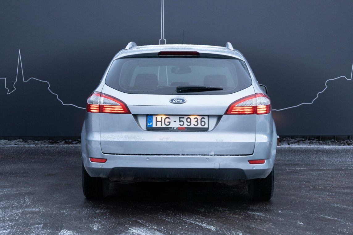 FORD MONDEO