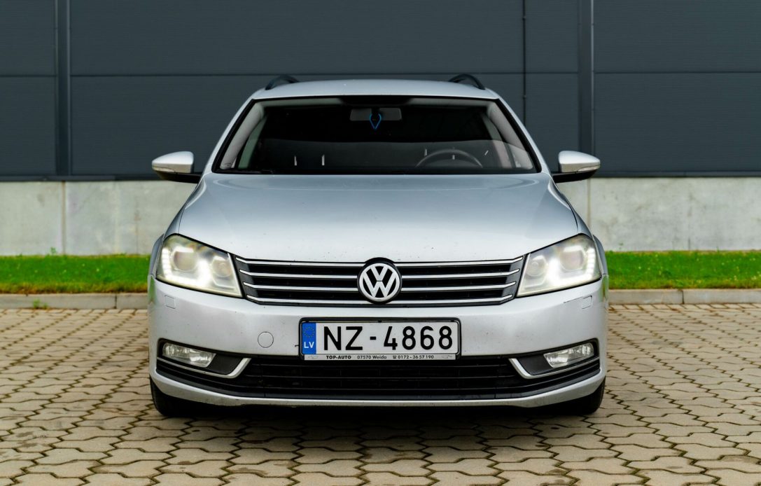 VW PASSAT