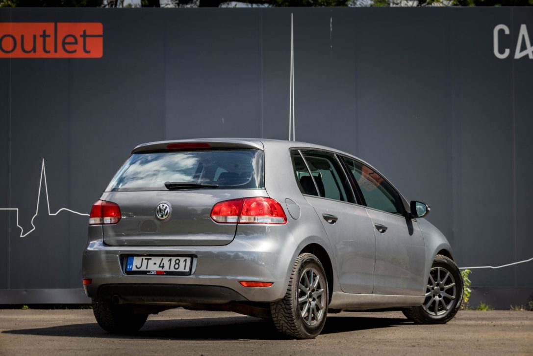 VW GOLF