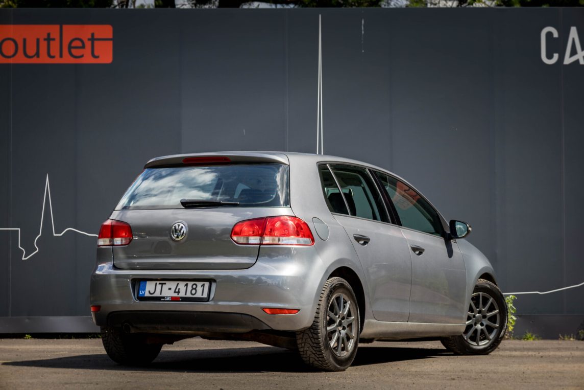 VW GOLF