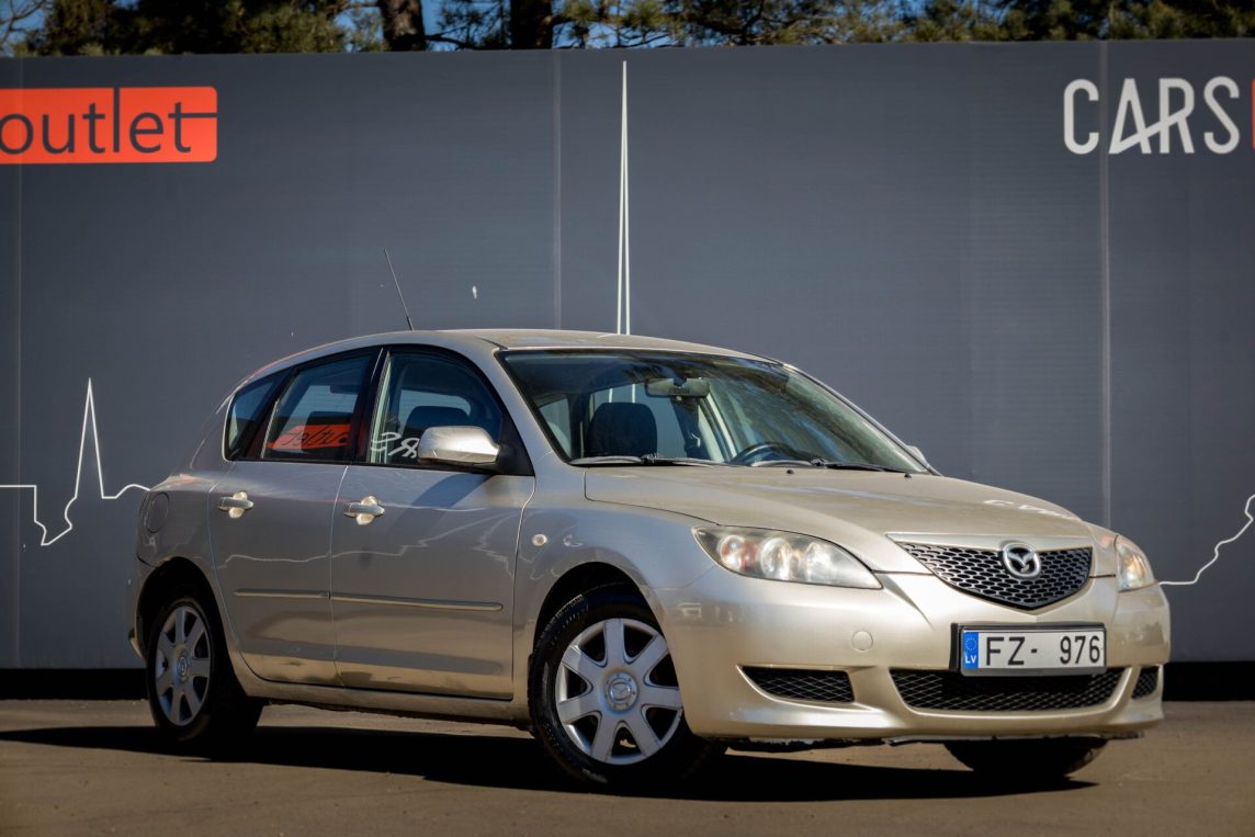 MAZDA 3