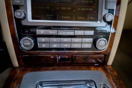 VW PHAETON