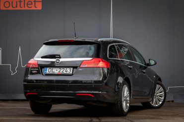 OPEL INSIGNIA SPORTS TOURER
