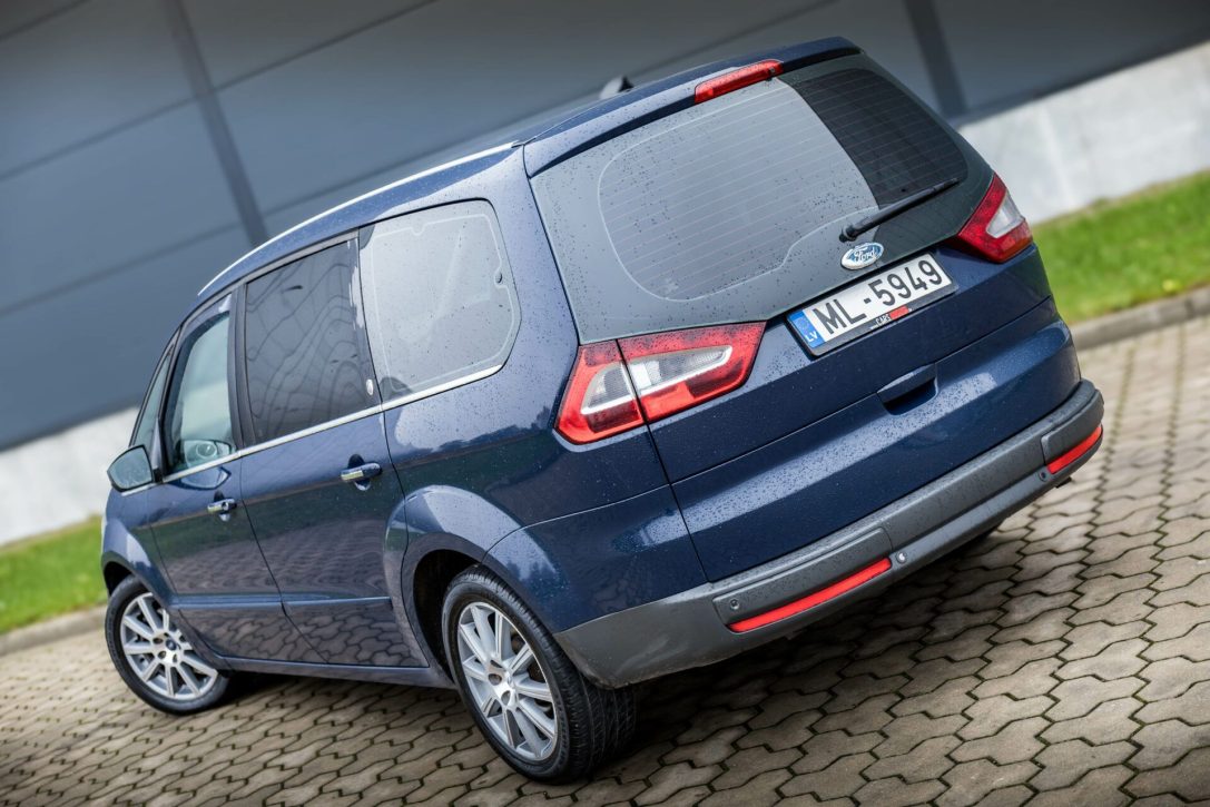 FORD GALAXY