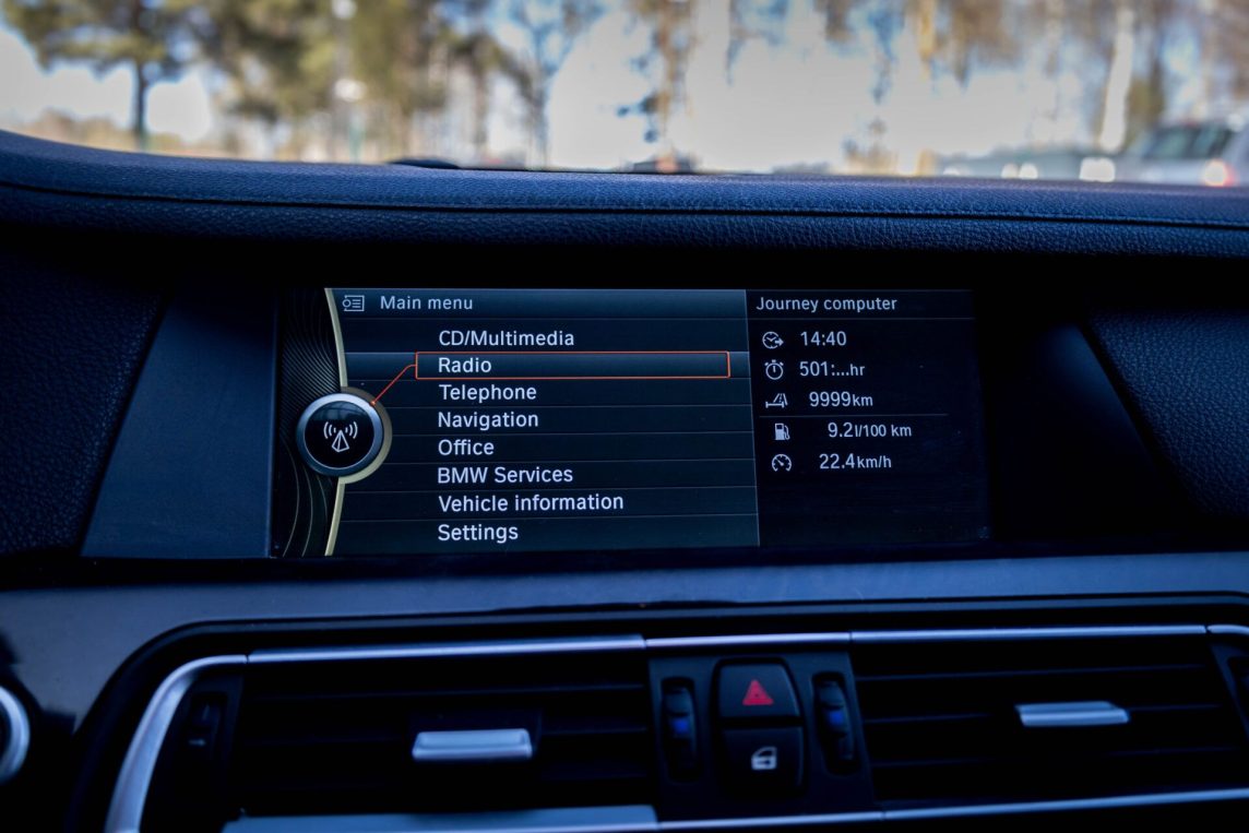 BMW 730