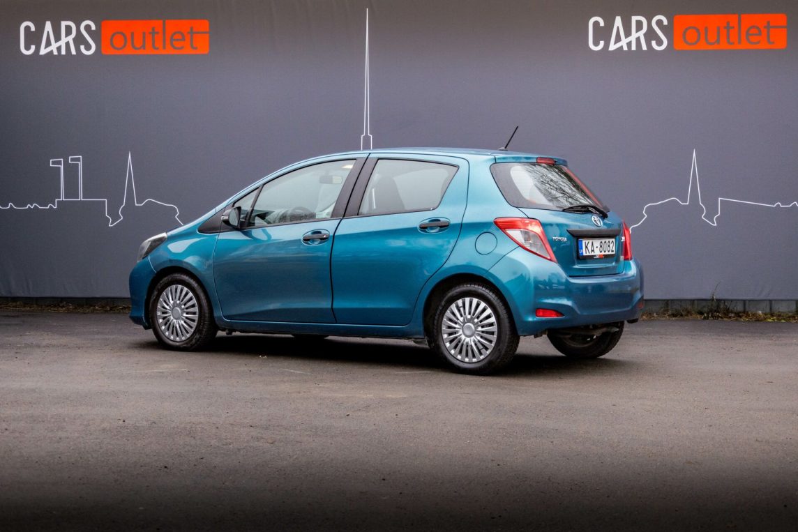 TOYOTA YARIS HYBRID