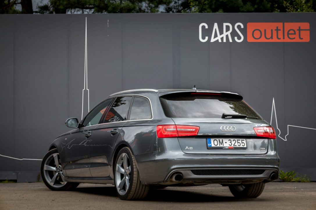 AUDI A6 AVANT