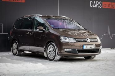 VW SHARAN