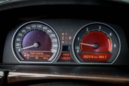 BMW 730