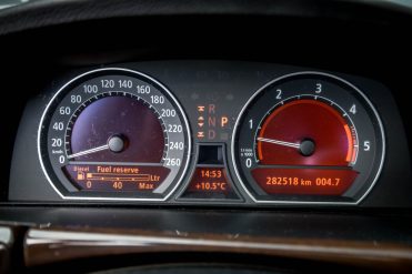 BMW 730