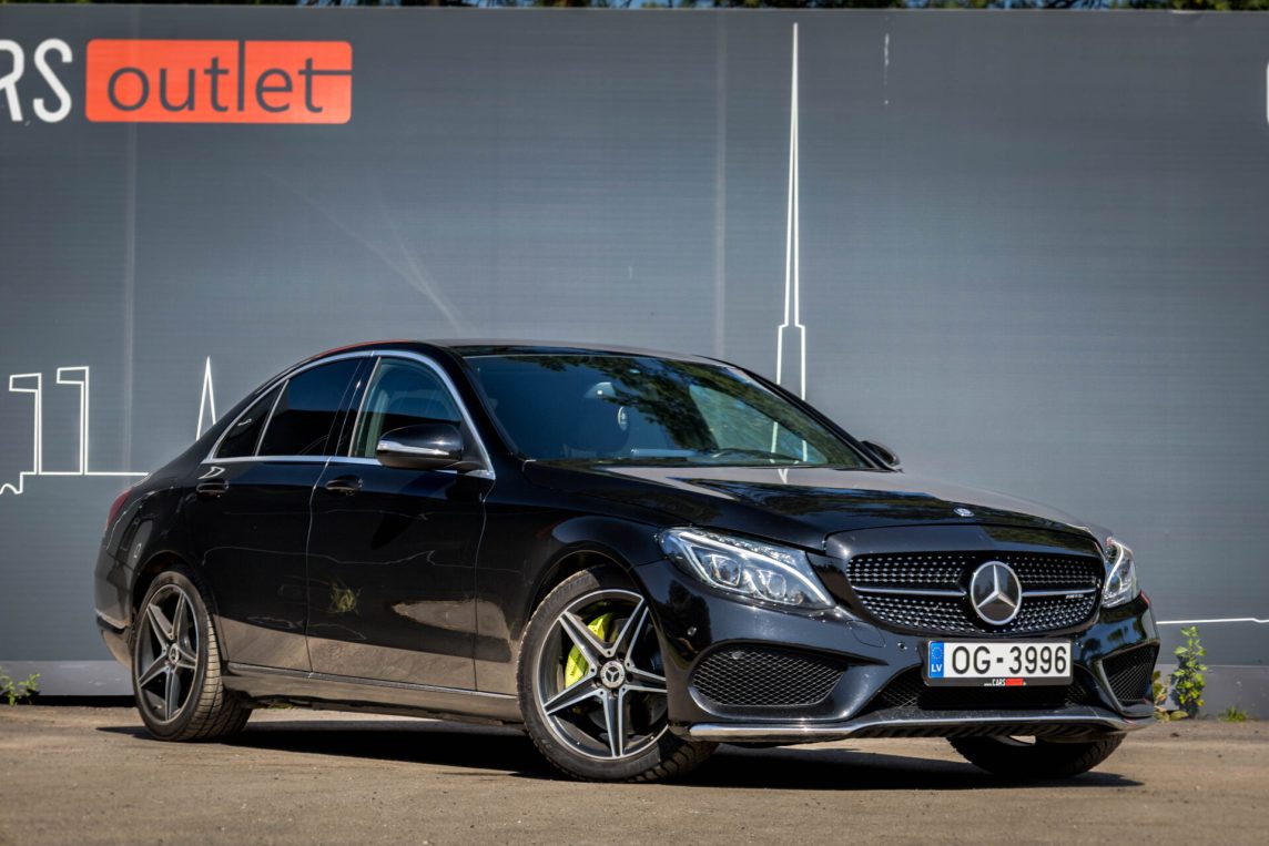 MERCEDES BENZ C220