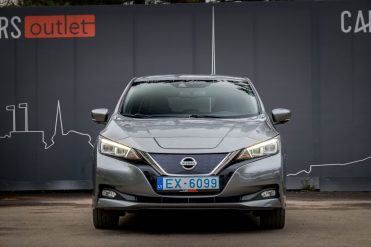 NISSAN LEAF 40KWH