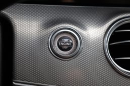 MERCEDES BENZ E220 D