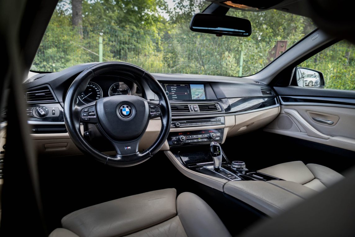 BMW 525
