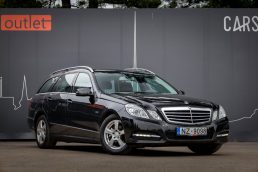 MERCEDES BENZ E200