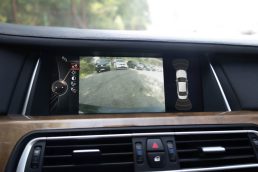 BMW 730