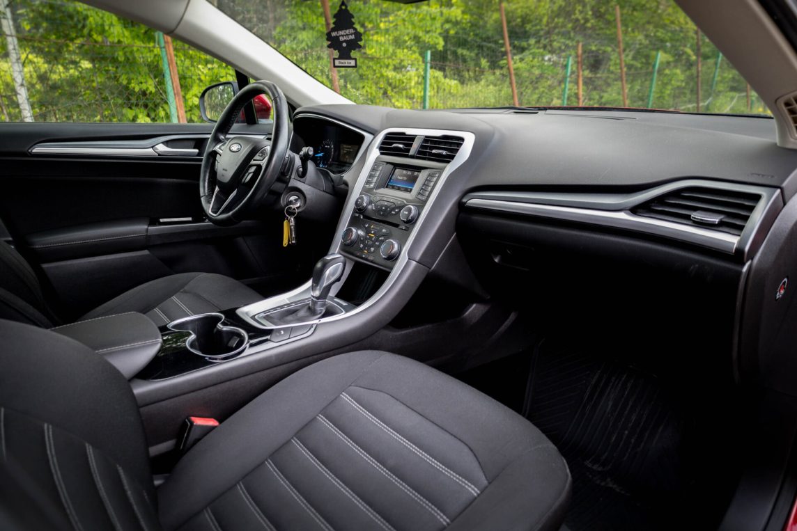 FORD MONDEO