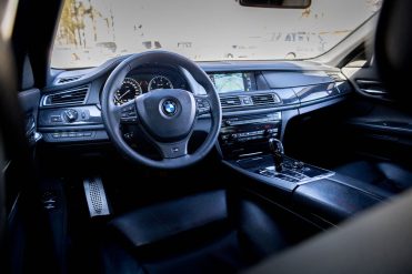 BMW 730