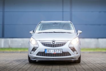 OPEL ZAFIRA TOURER