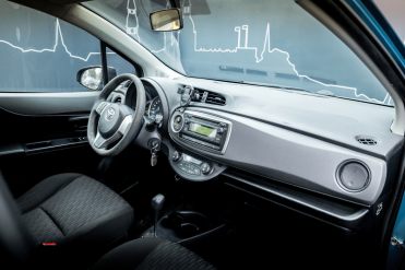 TOYOTA YARIS HYBRID