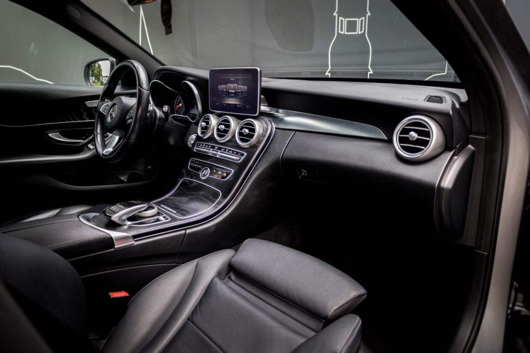 MERCEDES BENZ C350 E