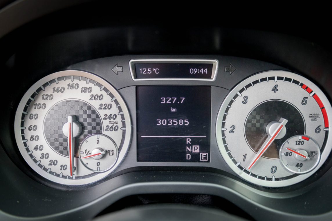 MERCEDES BENZ A180