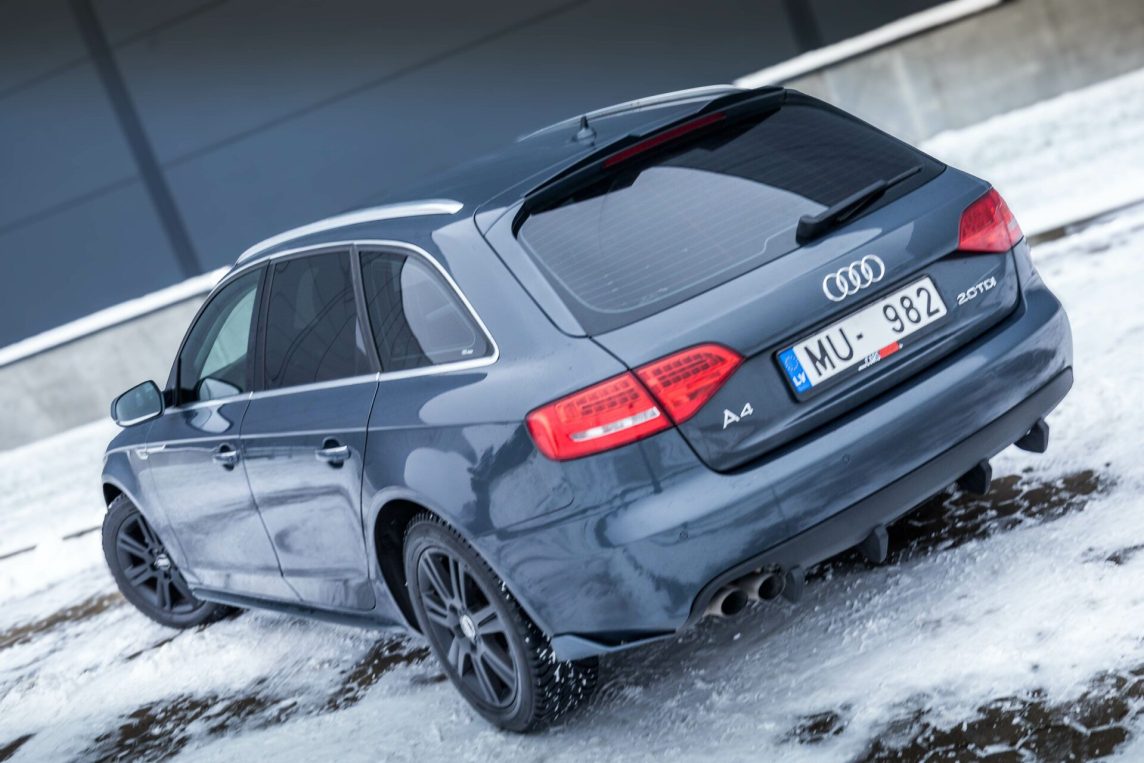 AUDI A4