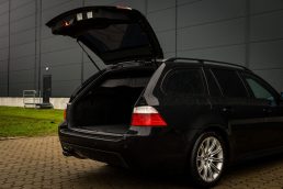 BMW 525