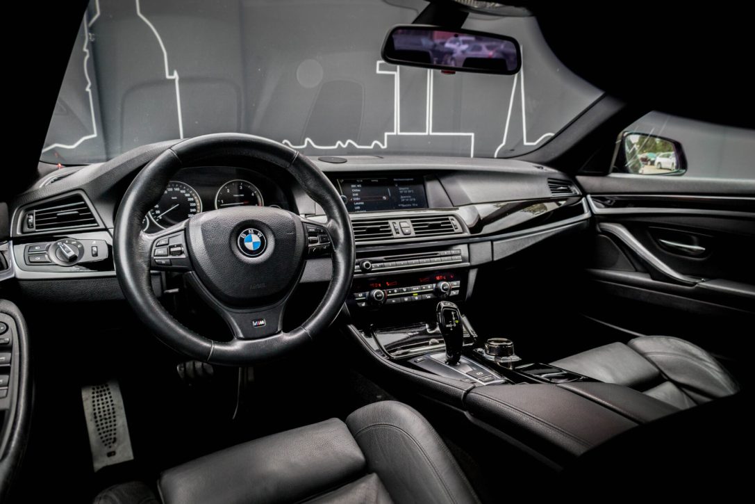BMW 525