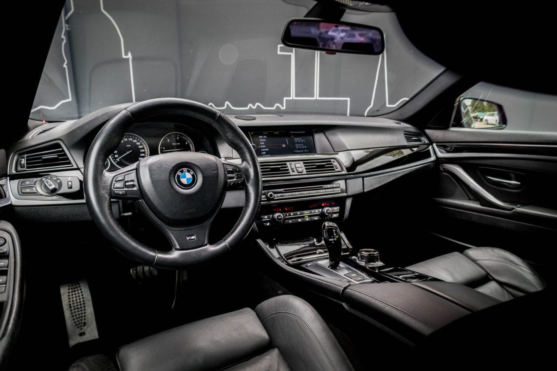 BMW 525