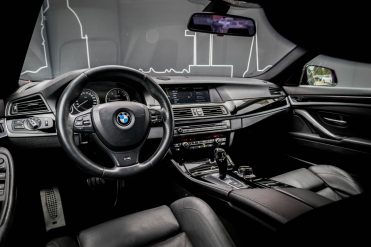 BMW 525