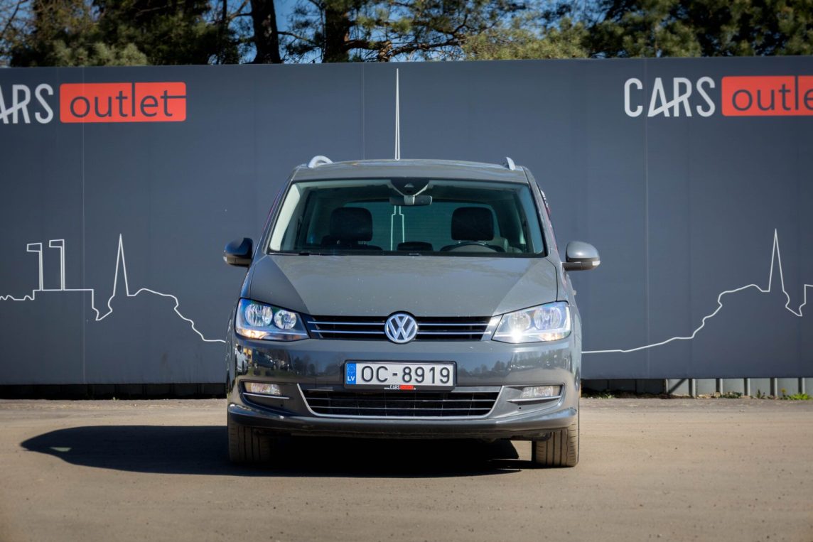 VW SHARAN